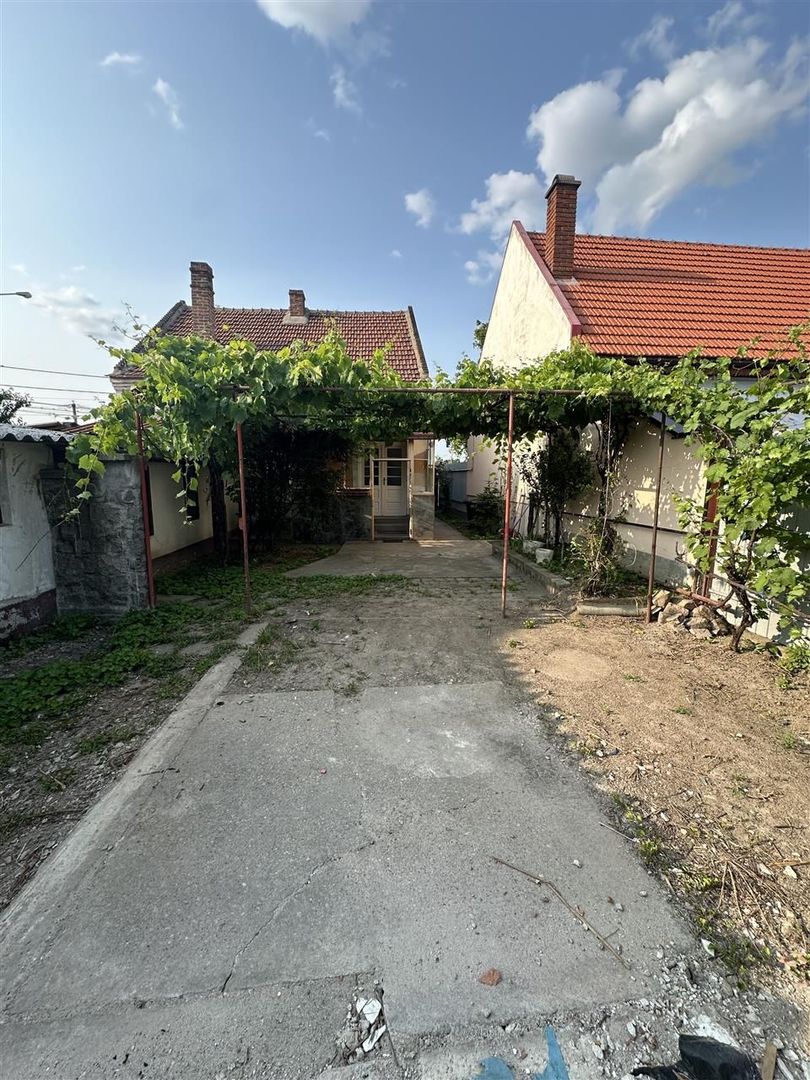 Casa de vanzare Episcopia M Corvin - Poză 9