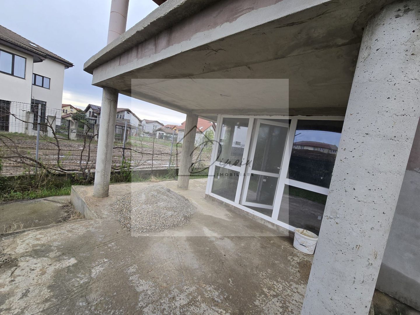 VILA 3 camere Henri Coanda Pipera Voluntari - 2bai 100mp 2 terase - Poză 10