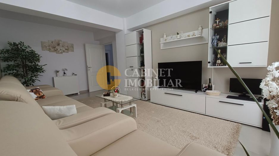 2 CAMERE DECOMANDAT--ETAJ 2--2 LOCURI DE PARCARE--BOXA INCLUSA - Poză 1