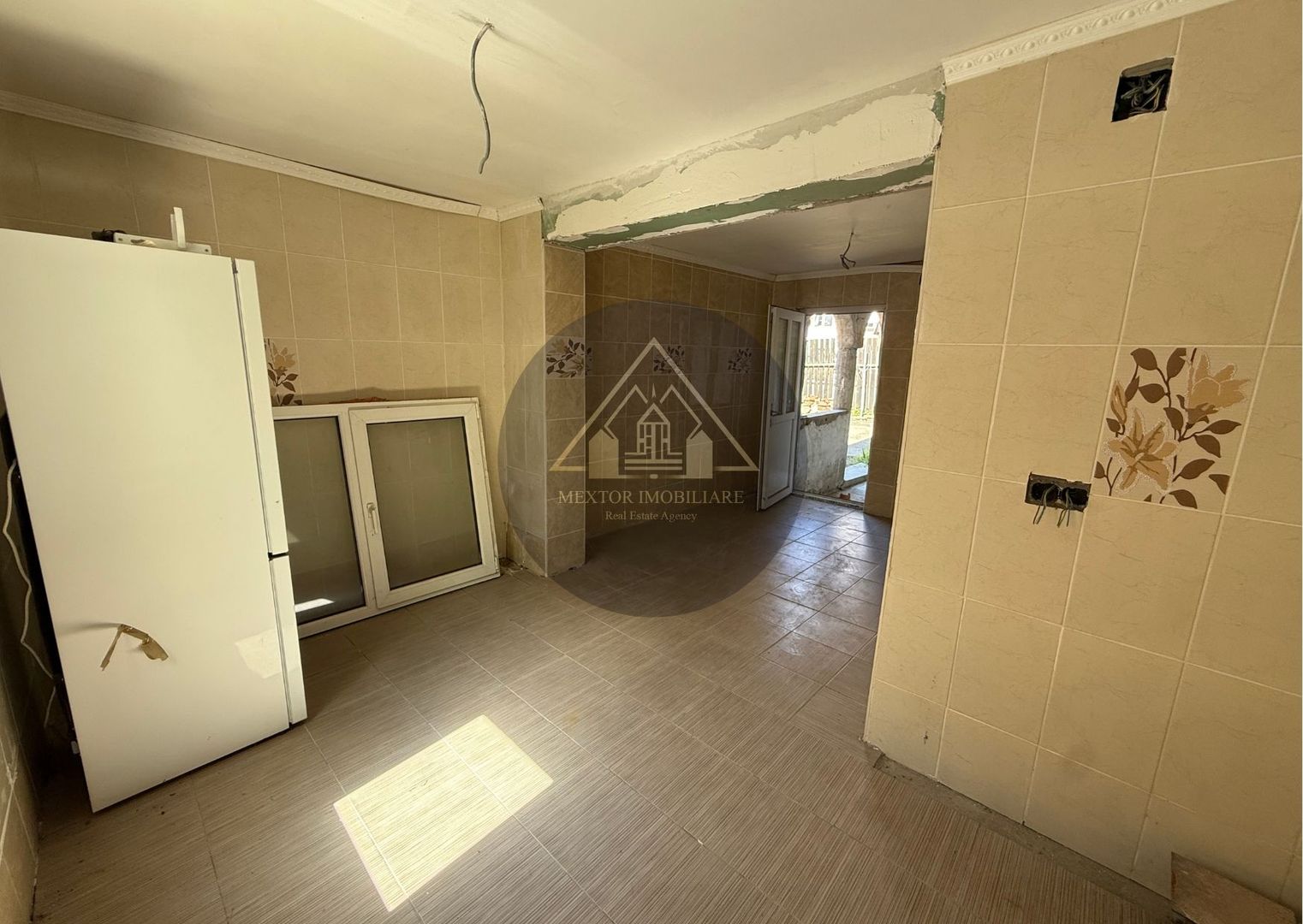 Casa de vanzare, Medias - Poză 6