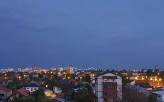 Inchiriere apartament 2 camere,lux, mobilat, loc de joaca si barbeque - Poză 2