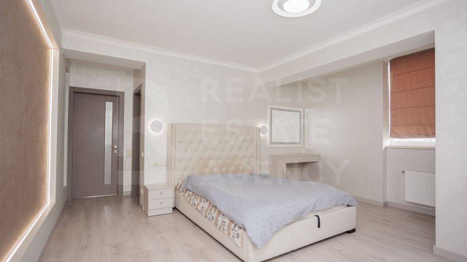Spre vînzare apartament spațios, 2 dormitoare și living, sec. Botanica - Poză 23
