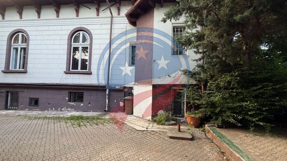Casa de vanzare-vis-a-vis de Casa Studenților/Craiova - Poză 27