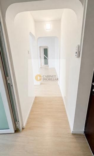 3 Camere | Etaj Intermediar | Decomandat | Creditabil | Gorjului - Poză 5