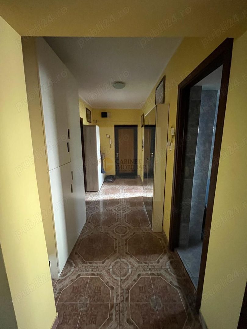 Apartament ultracentral cu 3 camere | lângă Magazinul Unirea - Poză 3