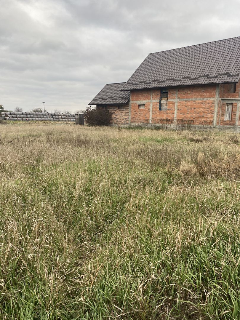 Teren Zona Franciei | 10 Ari | 49.000 EURO - Poză 1
