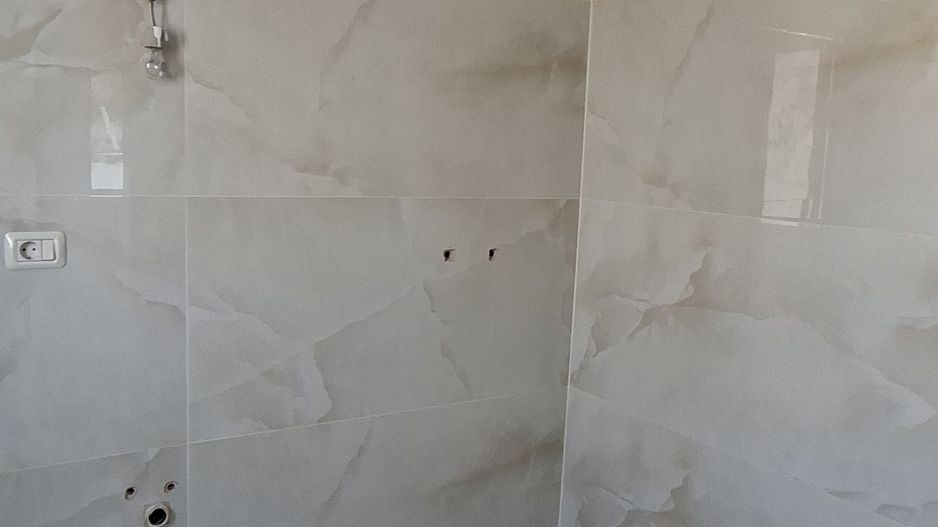 Duplex spatios cu garaj si pereti dublii - Poză 9