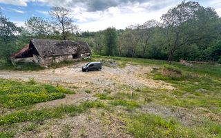 Teren intravilan 3054mp cu utilitati+constructie pe teren, langa vila Bran - Poză 1