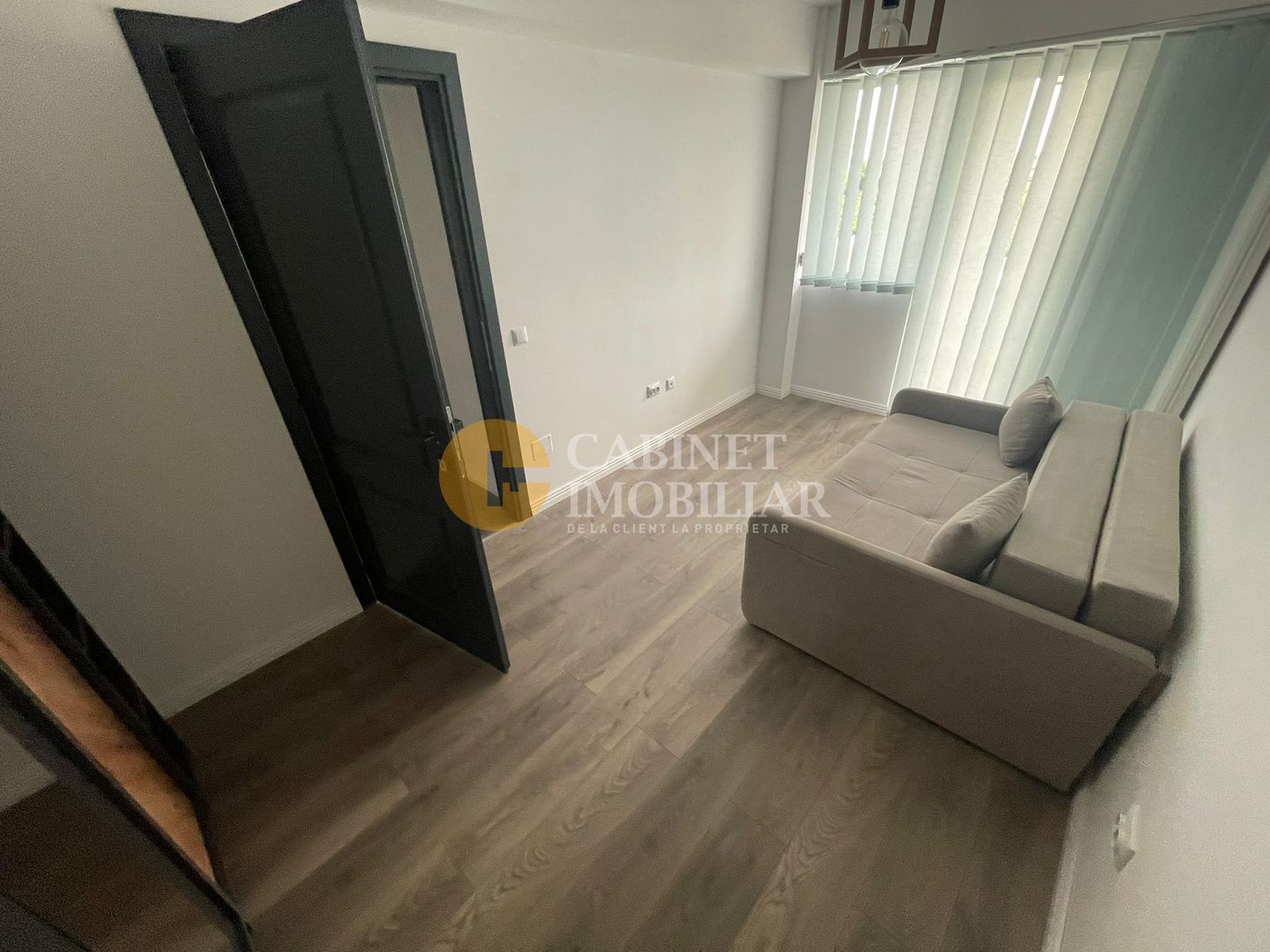 3 camere Decomandat - loc parcare - boxa - mobilat - INTABULAT - Poză 6