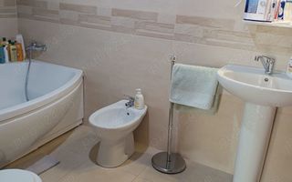 Vila luminoasa de vanzare 3 camere - Poză 7
