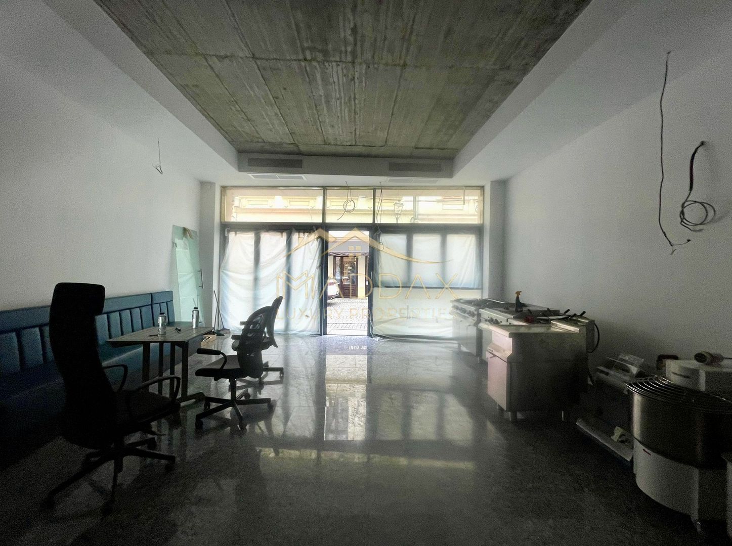 Spatiu comercial***300 mp***Cladire noua// Centrul Istoric - Poză 9