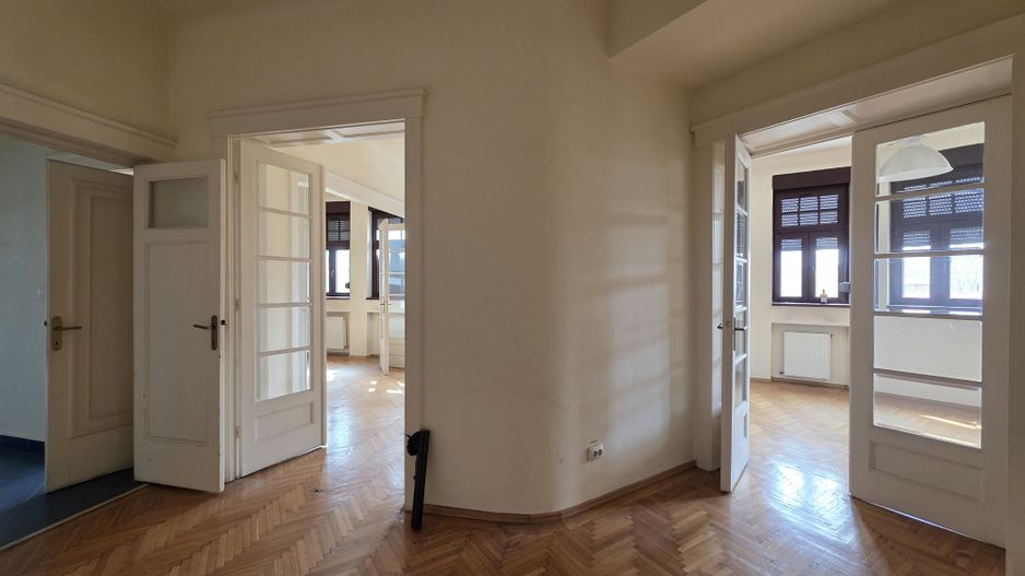 Apartament 4 camere de inchirat Armenasca Romana - Poză 36