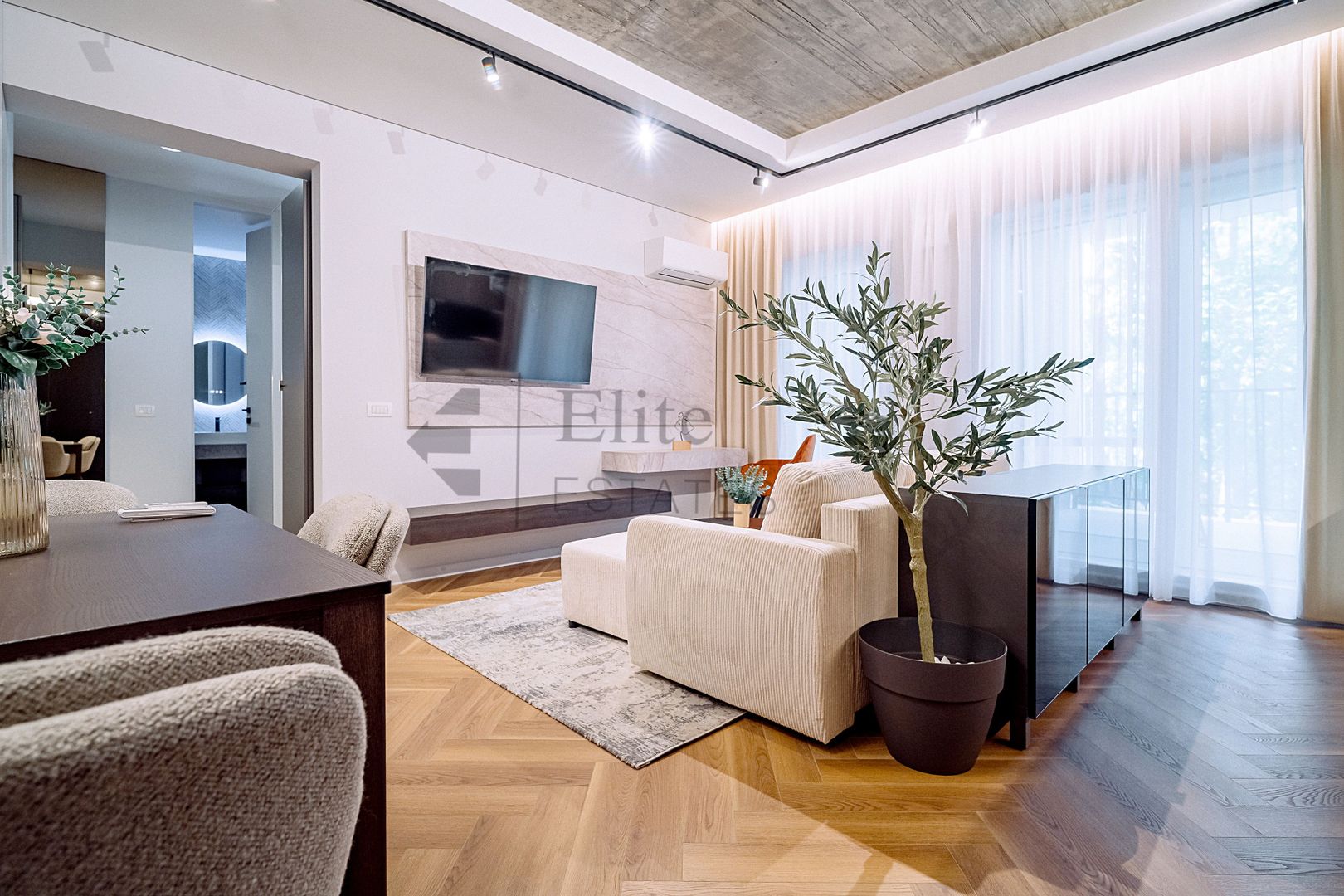 Apartament nou cu 2 camere in bloc "Verde" Zona Centrala - Poză 3