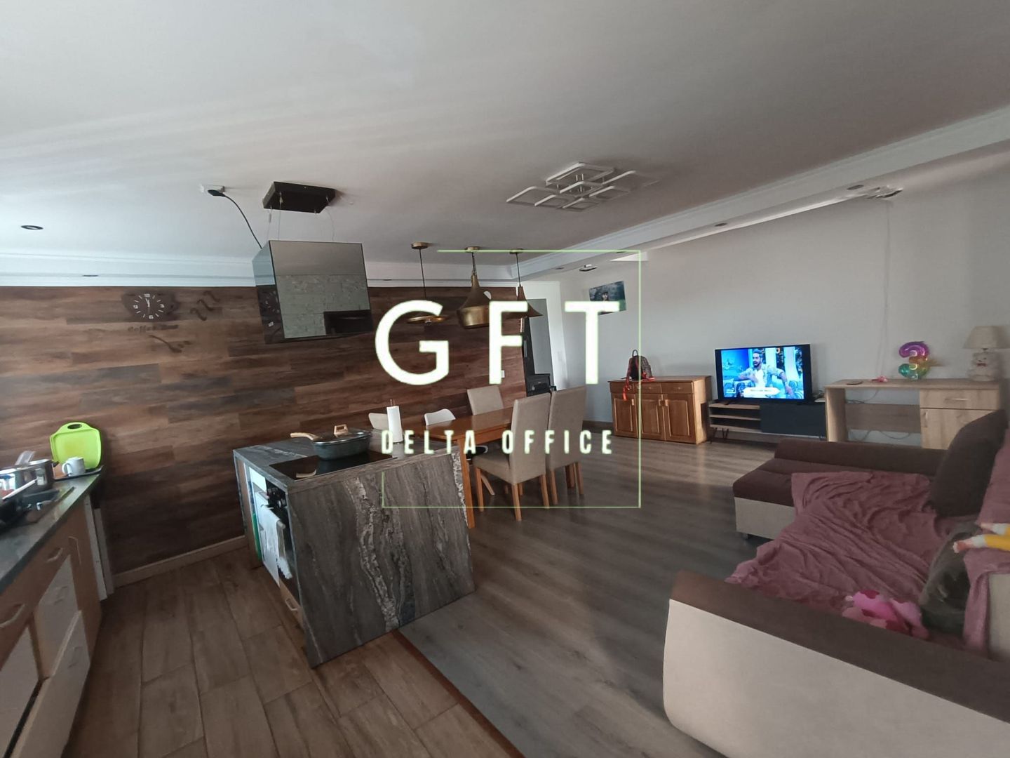 Apartament 3 camere de vanzare - Bistrita, ultracentral - Poză 1