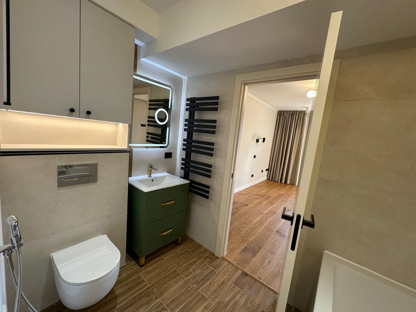 Apartament spatios 4 camere I Zona Avitorilor I Charles de Gaulle - Poză 16