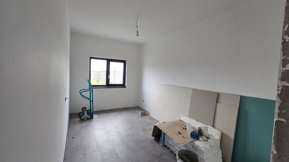 1/2 Duplex pe parter,predare la cheie  , 3 dormitoare, Zona Metro 2, Comision 0% - Poză 5