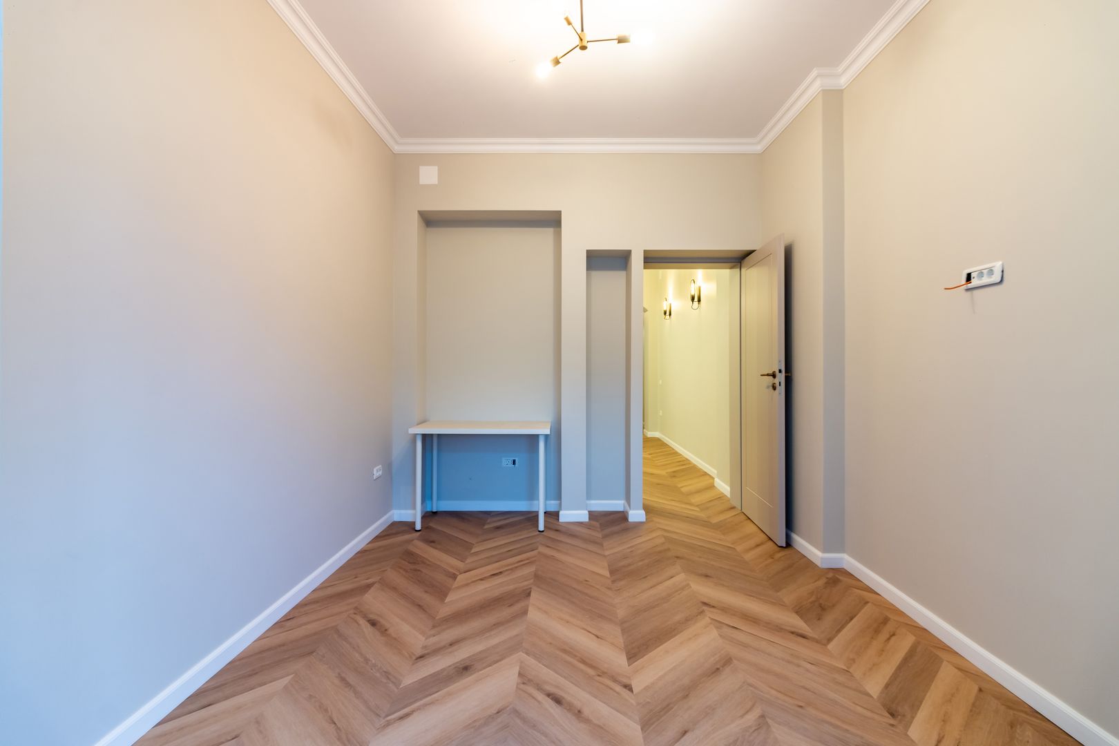 Închiriere 3 camere de lux în vilă, Intrarea în Parcul Carol, 90 mp - Poză 7