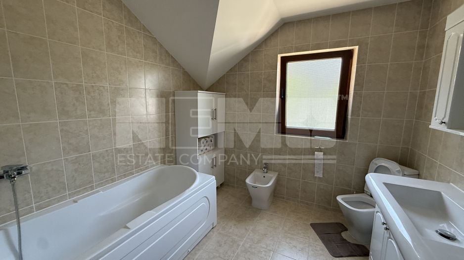 Casa Radauti I 5 camere I 219 mp I Teren 10 ari - Poză 15