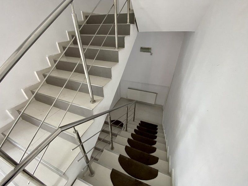 Spatiu comercial de inchiriat in zona centrala a Brasovului. - Poză 11