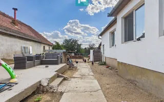 Casă cu 2 camere și 1000 mp teren în Păuliș - Poză 12
