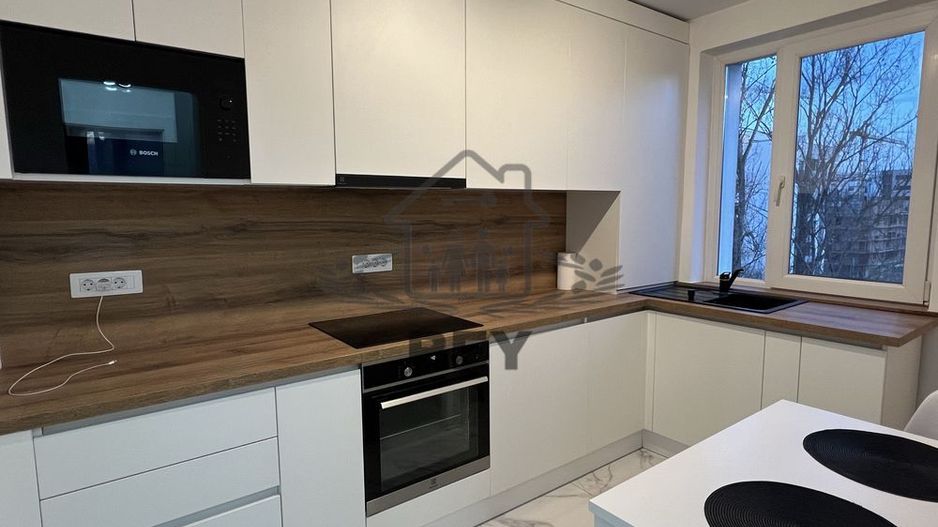 Apartament 2 camere de vânzare | Zona Rahovei–Sibiu | Complet renovat și mobilat - Poză 2