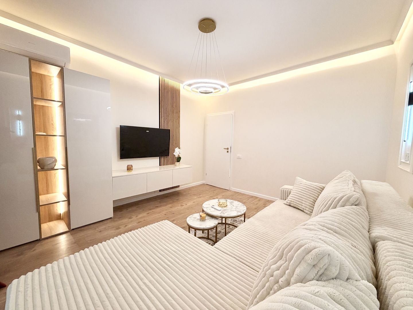 Garsonieră mobilată PREMIUM Exigent Plaza Residence Faza 5 Lujerului Politehnica - Poză 3