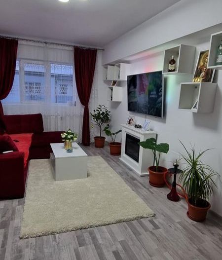 Apartament cu doua camere de vanzare - Poză 1