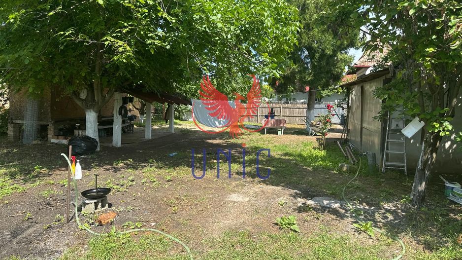 Casa cu teren de 1000 de mp -Radovan - Poză 18