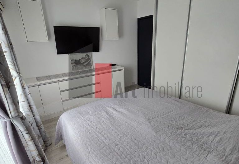 Vindem apartament cu 3 camere, Crângasi - Poză 9