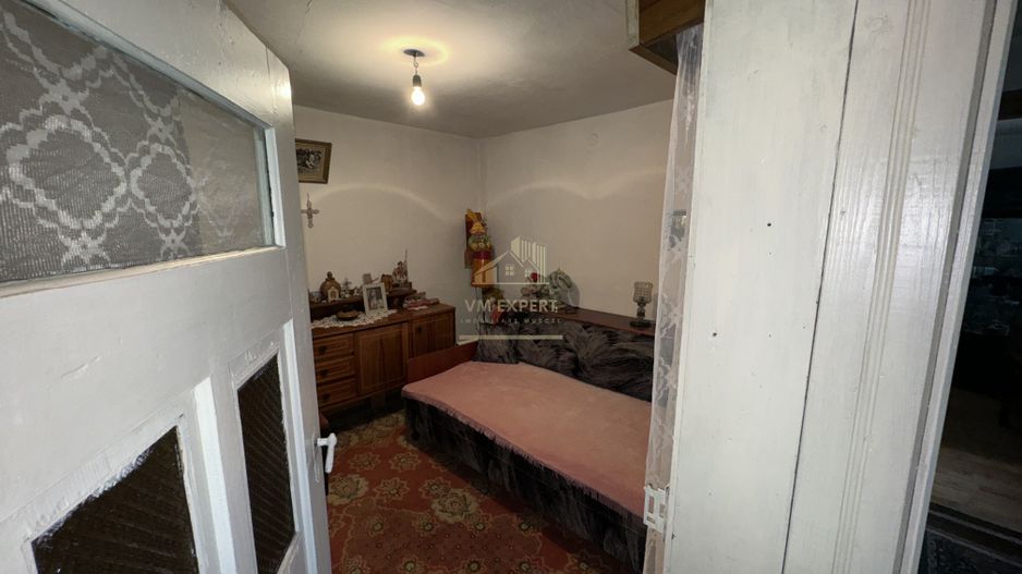 CASA 4 CAMERE, TEREN 604 MP, VOINESTI LERESTI, COMISION 0% - Poză 15