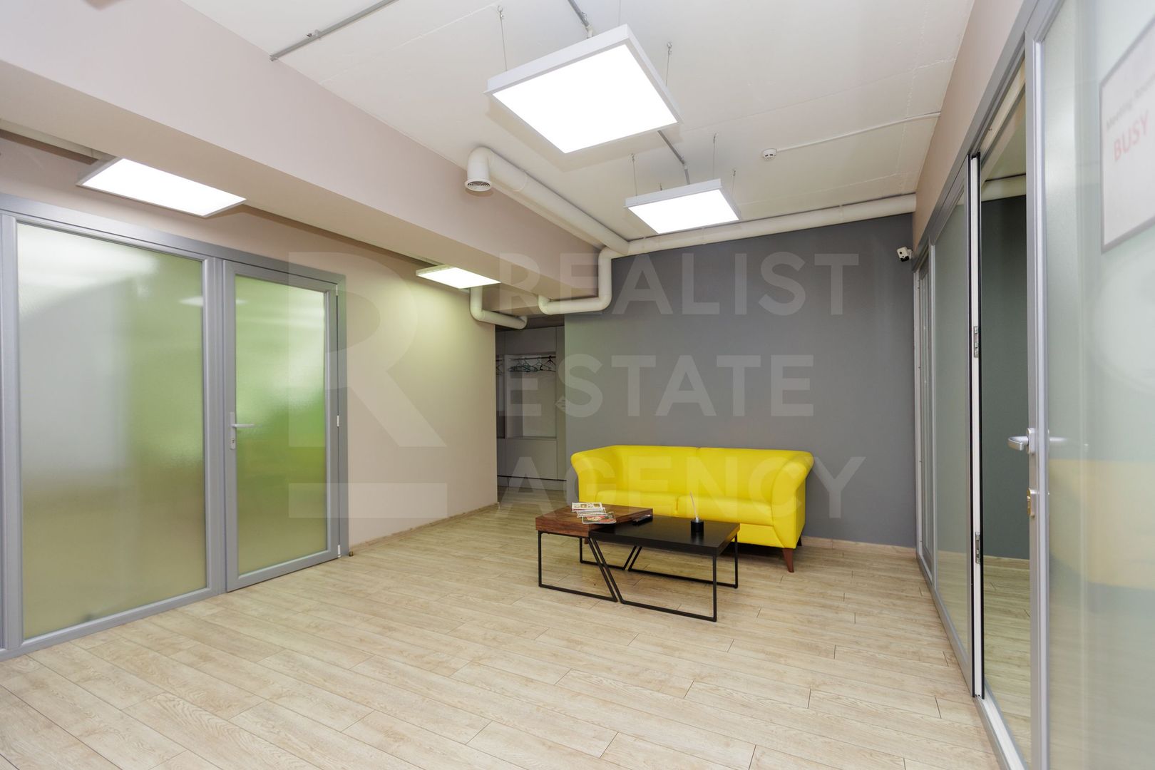 Chirie, oficiu 157 mp, strada București, Centru - Poză 8