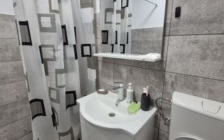 De inchiriat apartament 2 camere, Centru, 300 euro - Poză 3