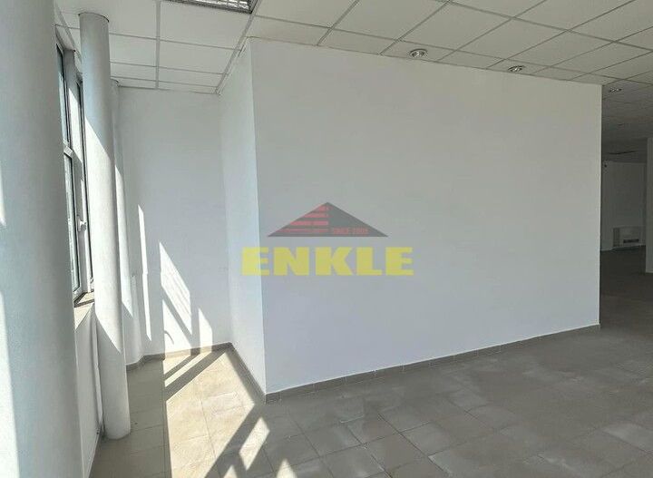 De inchiriat Spatiu Comercial, Zona Ultracentrala. - Poză 3