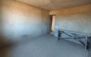 CASĂ CU 2 NIVELE – 136 m² | 4 DORMITOARE | 7 ARI ANENII NOI - Poză 9