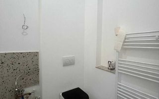 Apartament cu 3 camere, 65 mp, 2 băi, boxă. - Poză 6