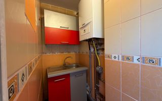 Garsonieră spațioasă de închiriat în Mioveni – zona Robea - Poză 6