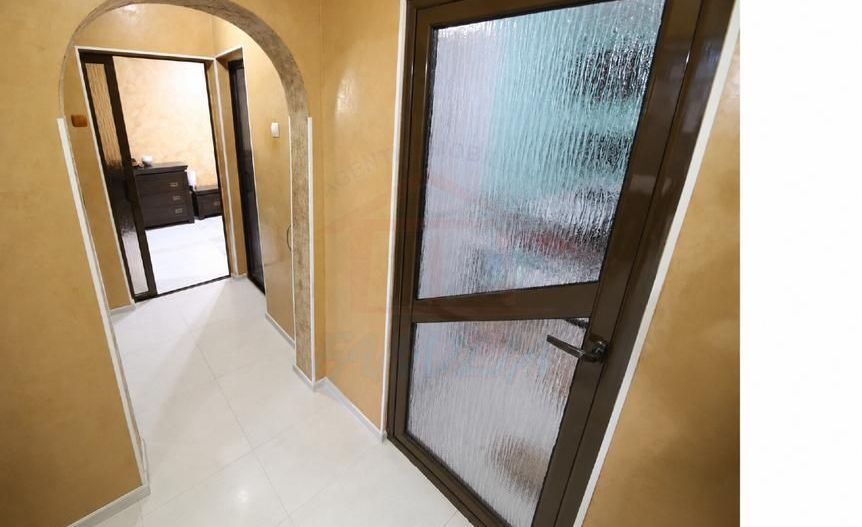 Vanzare apartament 3 camere, Micro 17, 70 mp, 99.000 EURO - Poză 9