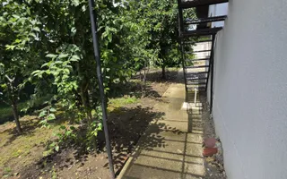 🏡 Casă renovată cu 6 camere, teren 557 mp – Berceni, Prahova - Poză 12