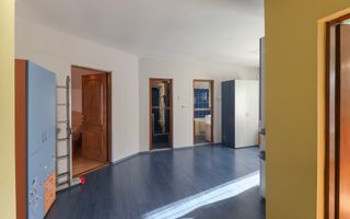 Vila moderna in Europa, curte spatioasa si garaj! - Poză 13