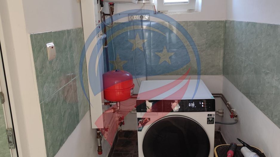 Casa cocheta la 30 minute de Craiova- Cornița Dolj - Poză 4