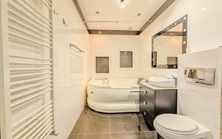 2 camere | Etaj 2 | Bloc cu lift | Calea Turzii – zona OMV - Poză 8