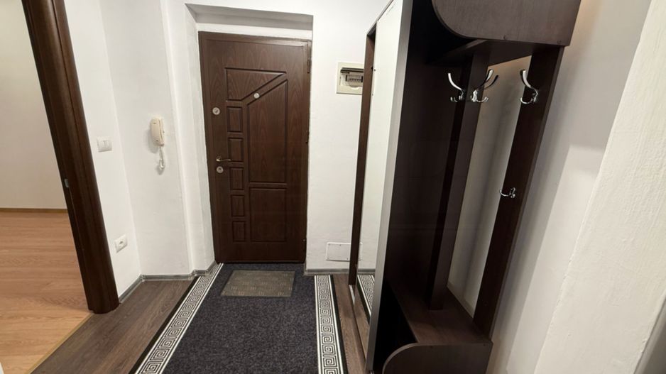 Apartament 3 camere de închiriat | Zonă centrală | Etaj 1 - Poză 8