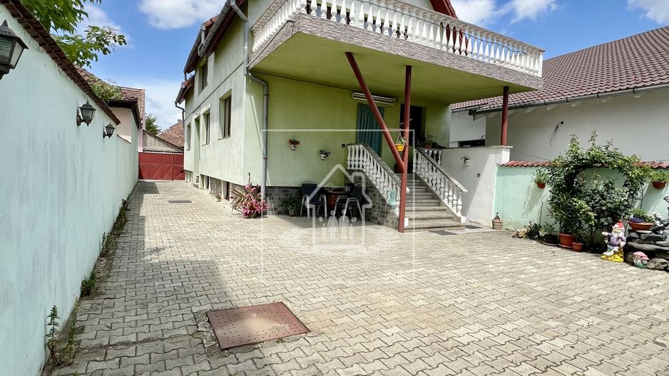 Casa de vanzare 6 camere zona Piata Cluj/Kogalniceanu/Turnisor - Poză 1