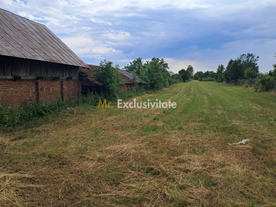 TEREN INTRAVILAN POLOVRAGI - Poză 2