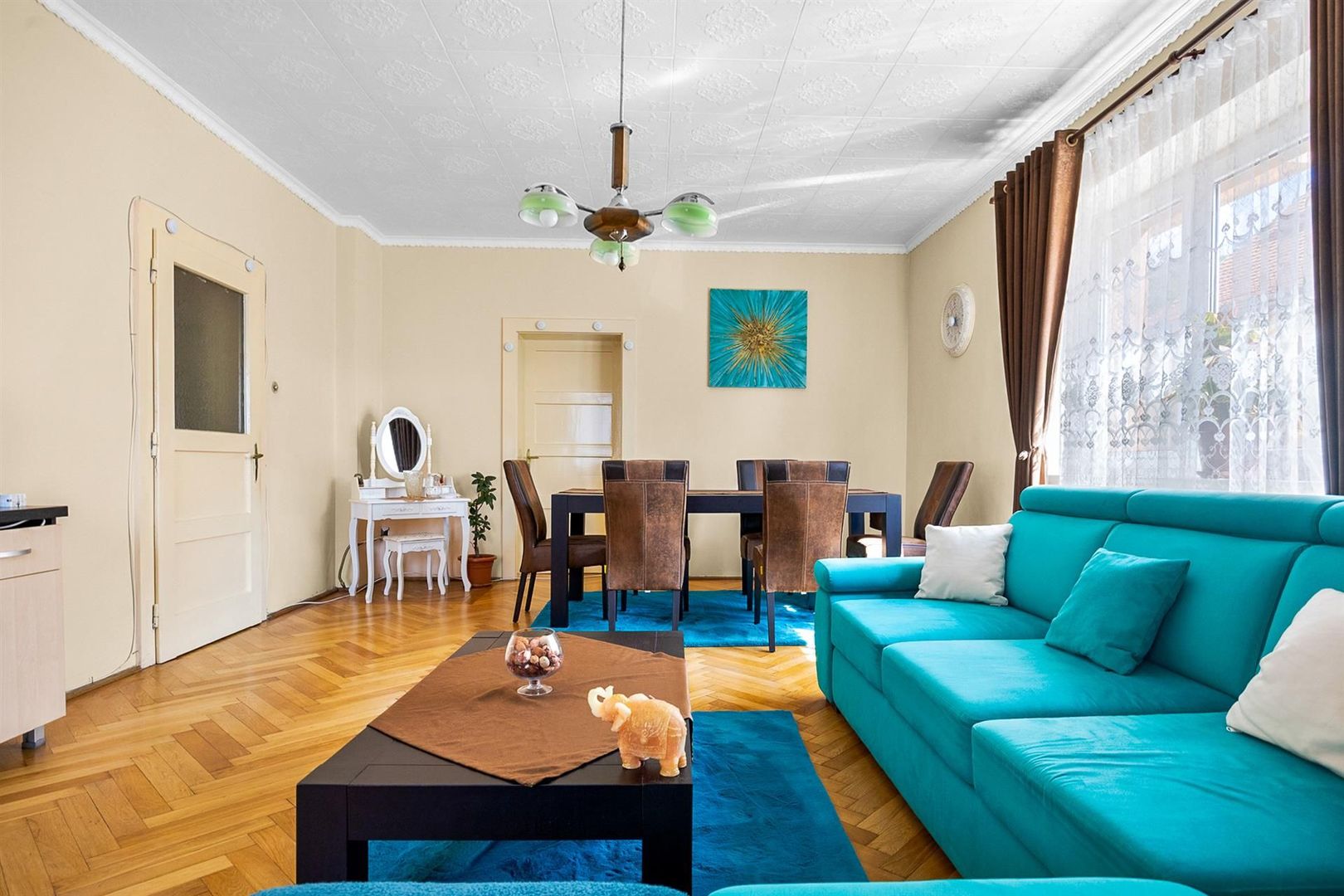 Oportunitate unica | Ap 3 camere cu 105 m utili | Priveliste | Curte Central Brasov - Poză 3