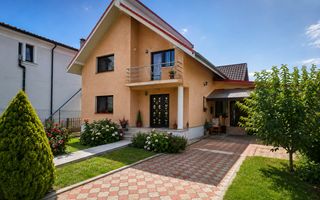 Casă individuală | 160 mp utili | 560 mp teren | Vizavi de intrarea în - Poză 1