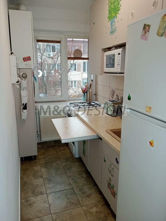 Apartament 3 camere Dacia cu centrala - Poză 4