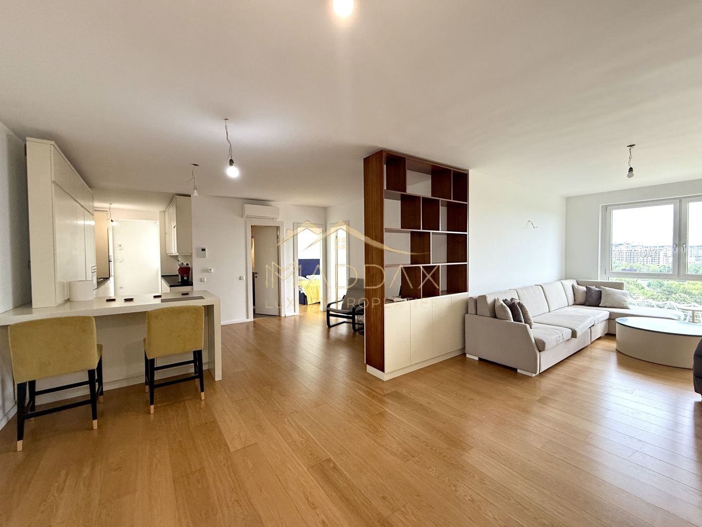 Apartament cu 4 camere  *122mp* / 1 Parcare Subetarana / Floreasca - Lake View - Poză 5