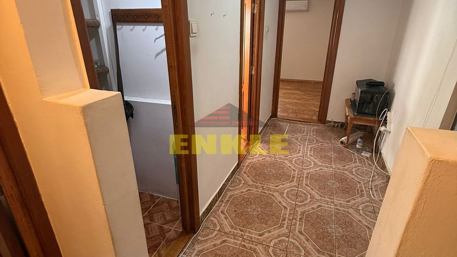 De vânzare apartament 2 camere decomandat – Zona Bucovina - Poză 2