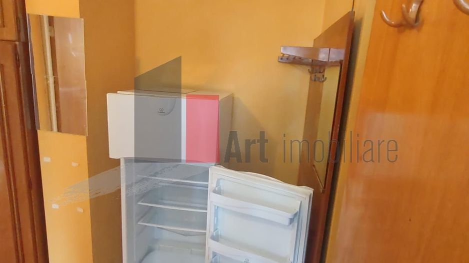 Vânzare garsonieră Tineretului - Poză 8